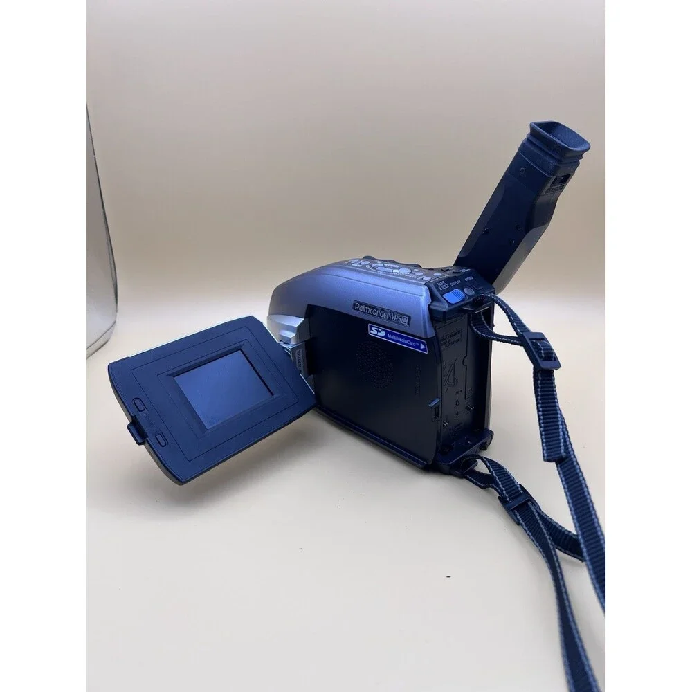 Panasonic PV-L452D Palmcorder 750X Digital Zoom Camcorder Camera w/Case